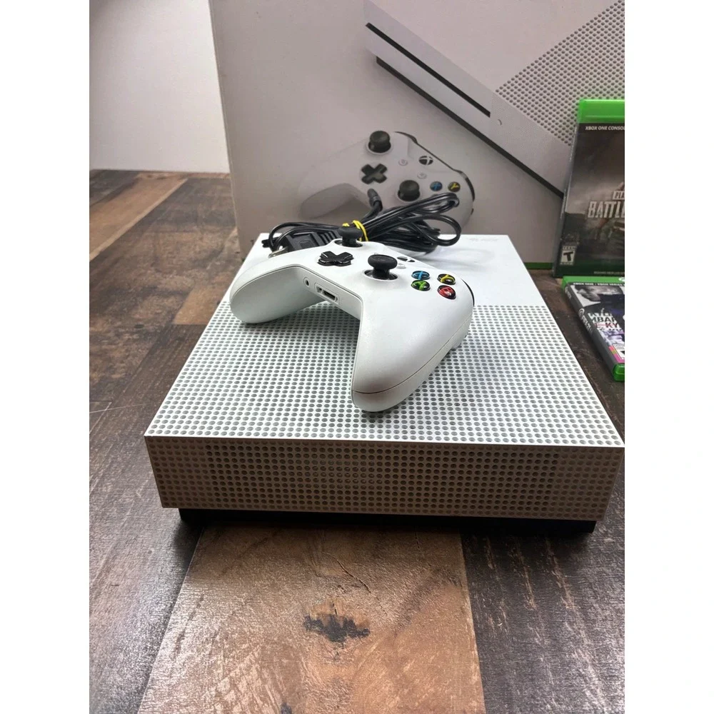 Microsoft Xbox One S 1TB Console White Bundle with 4 Games FIFA 21 PUBG ReCore